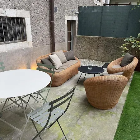 Lägenhet With Garden